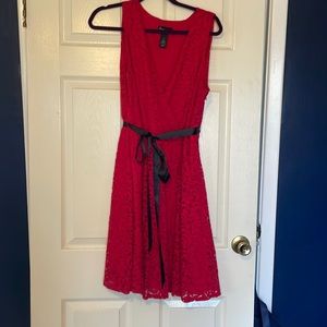 Lace overlay sleeveless dress